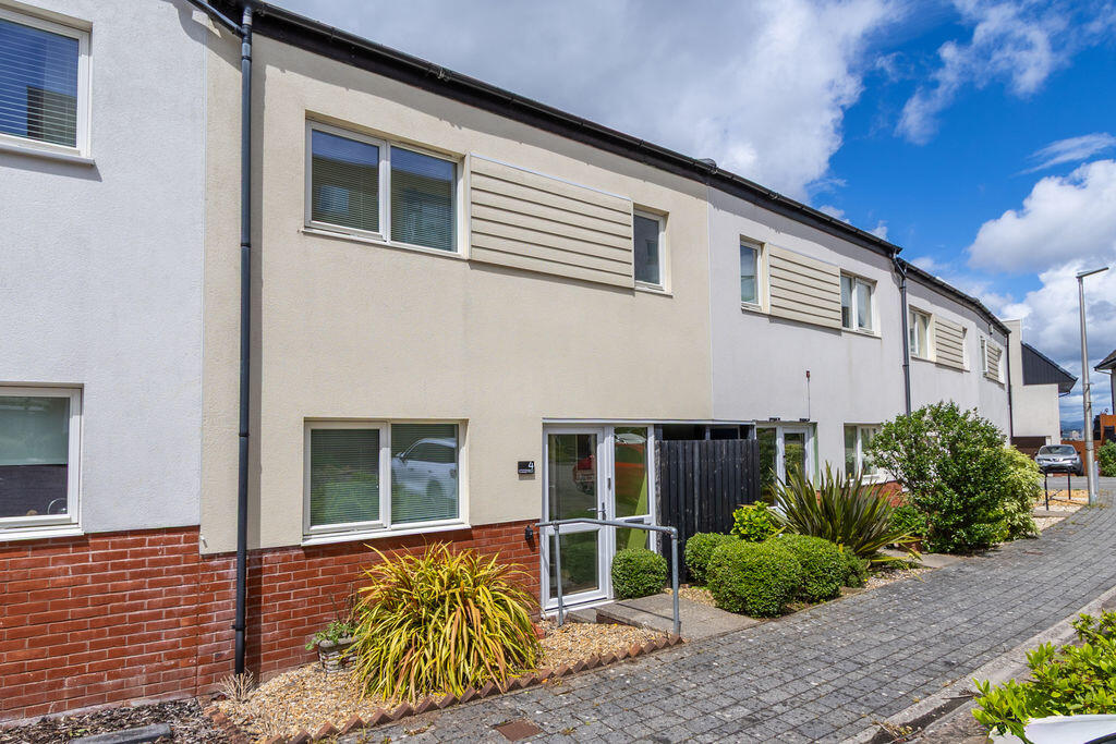 2 bed Mid Terraced House for rent in Penarth. From David Baker - Penarth