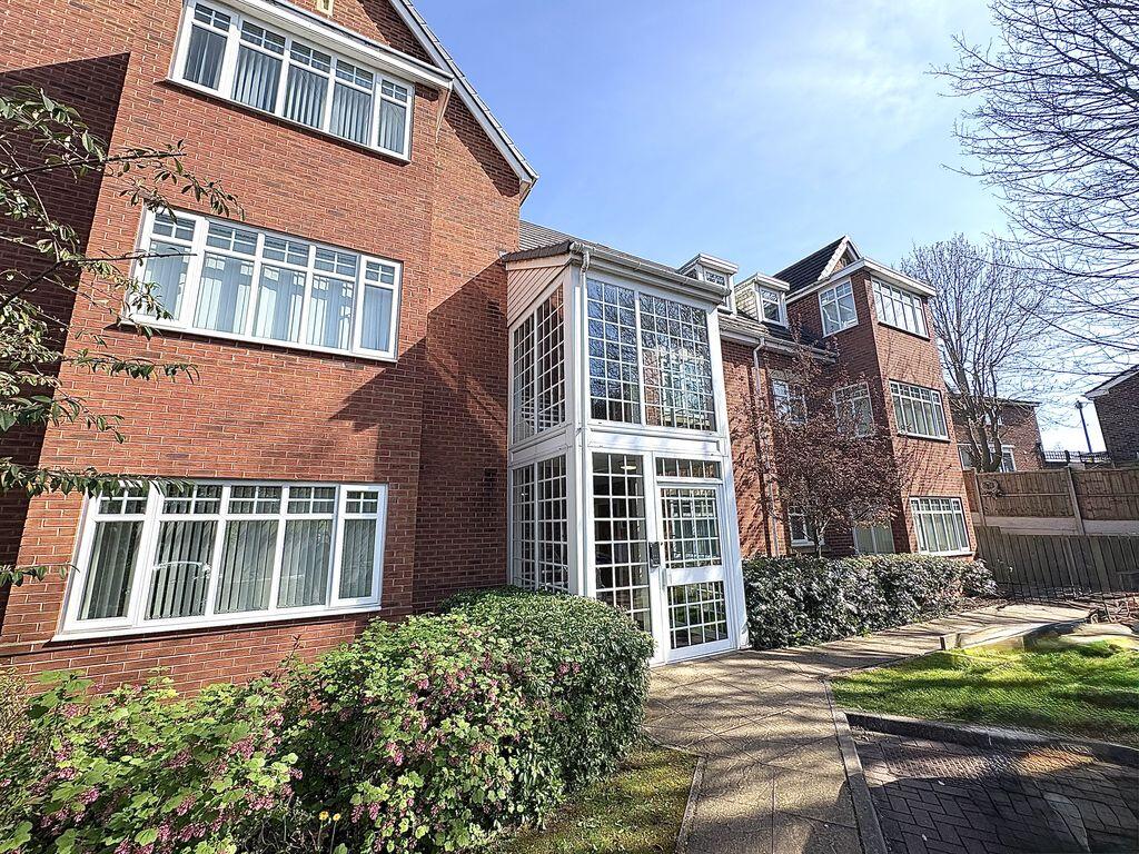 2 bed 1st Floor Flat for rent in Pheasey. From Paul Carr - Streetly 2 bed 1st Floor Flat for rent in Pheasey. From Paul Carr - Streetly