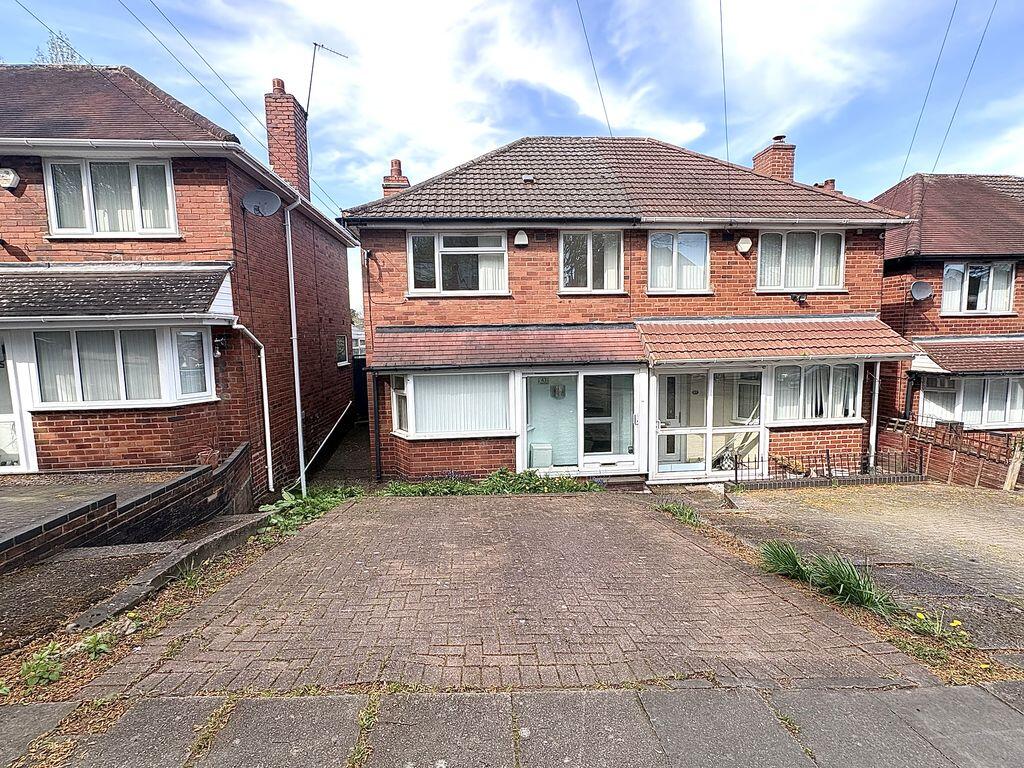 3 bed Semi Detached for rent in Pheasey. From Paul Carr - Streetly