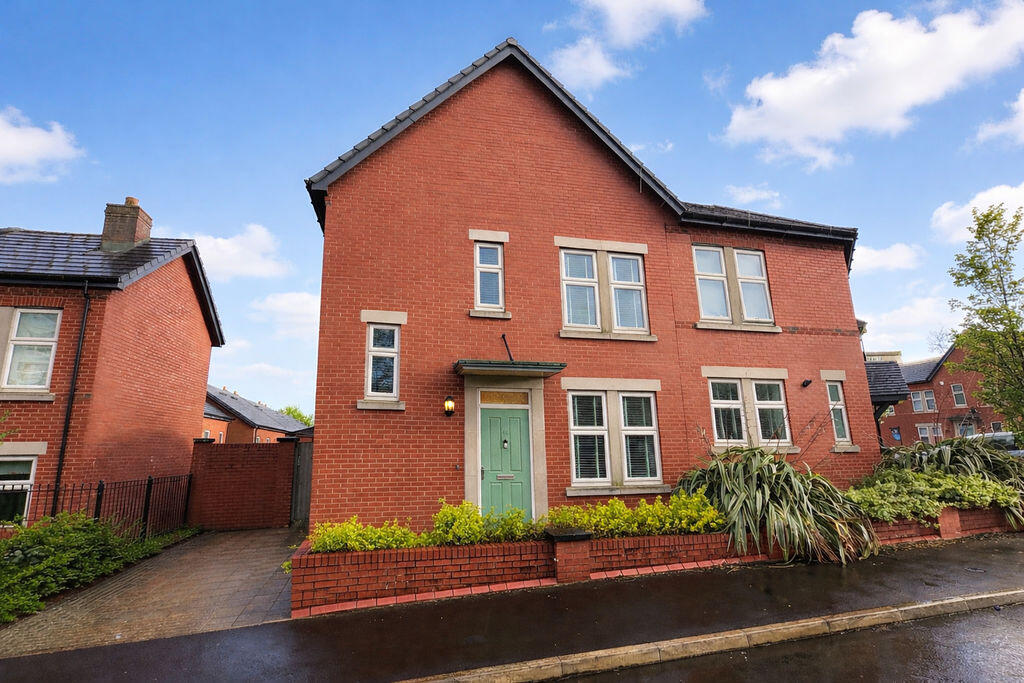 2 bed Semi Detached for rent in Royal Sutton Coldfield. From Paul Carr - Streetly