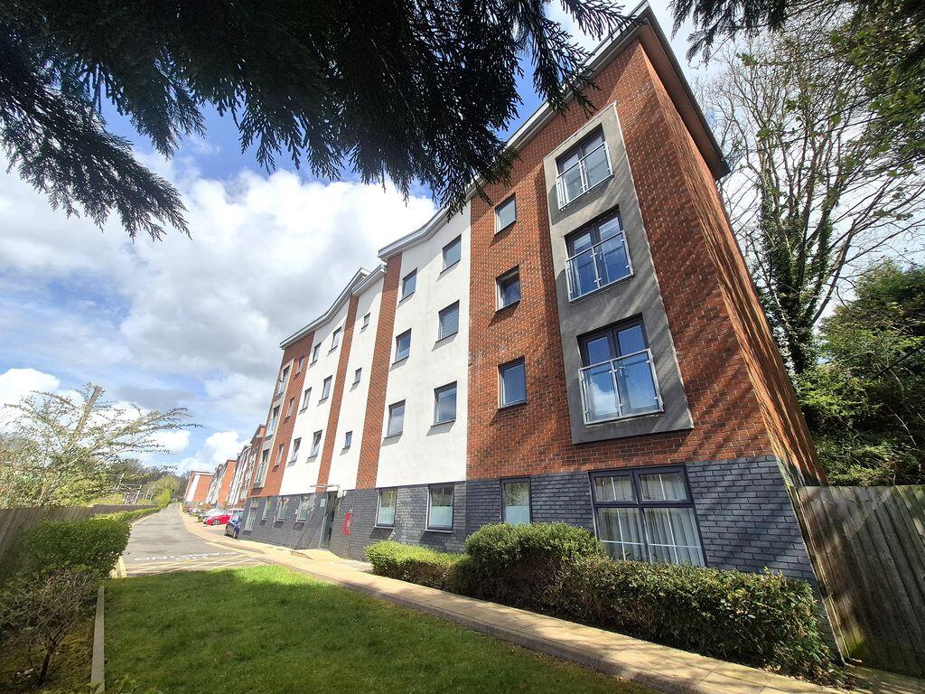 2 bed 1st Floor Flat for rent in Little Aston. From Paul Carr - Streetly