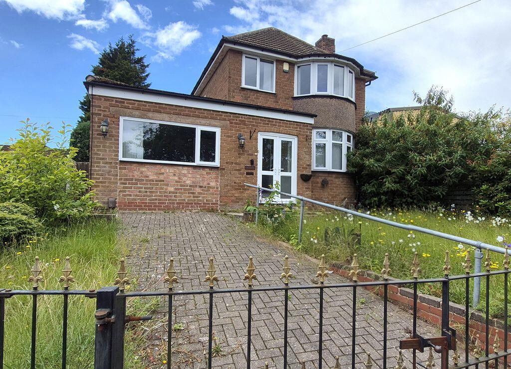 3 bed Detached for rent in Pheasey. From Paul Carr - Streetly 3 bed Detached for rent in Pheasey. From Paul Carr - Streetly