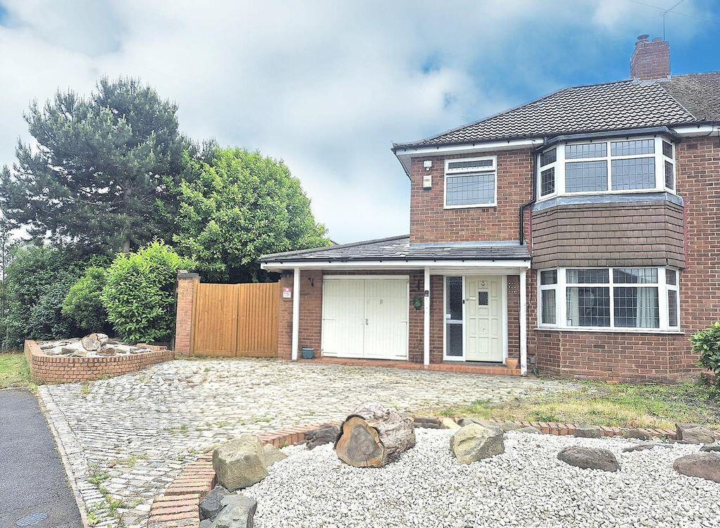 3 bed Semi Detached for rent in Sutton Coldfield. From Paul Carr - Streetly 3 bed Semi Detached for rent in Sutton Coldfield. From Paul Carr - Streetly