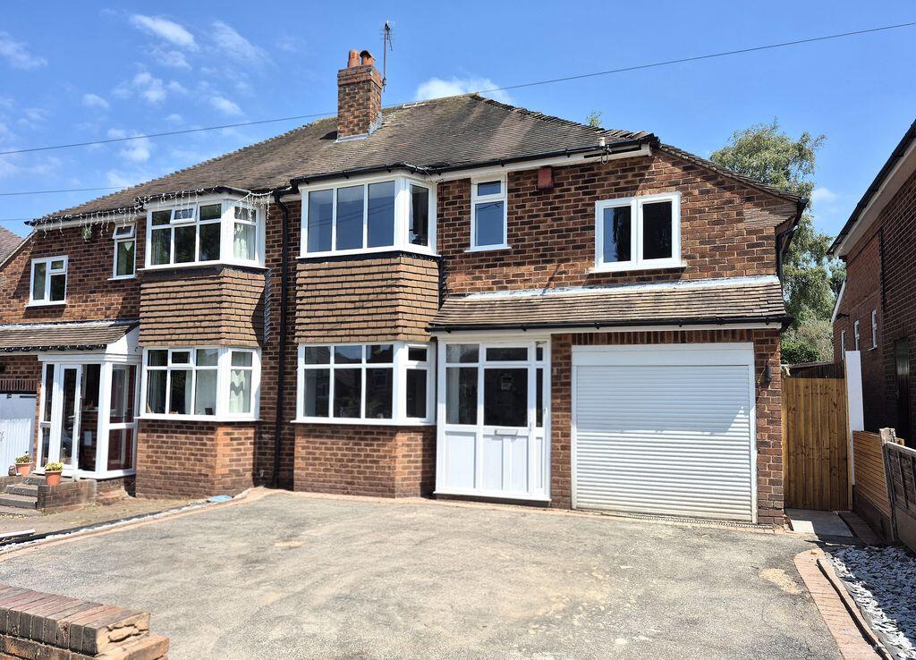 3 bed Semi Detached for rent in Little Aston. From Paul Carr - Streetly 3 bed Semi Detached for rent in Little Aston. From Paul Carr - Streetly