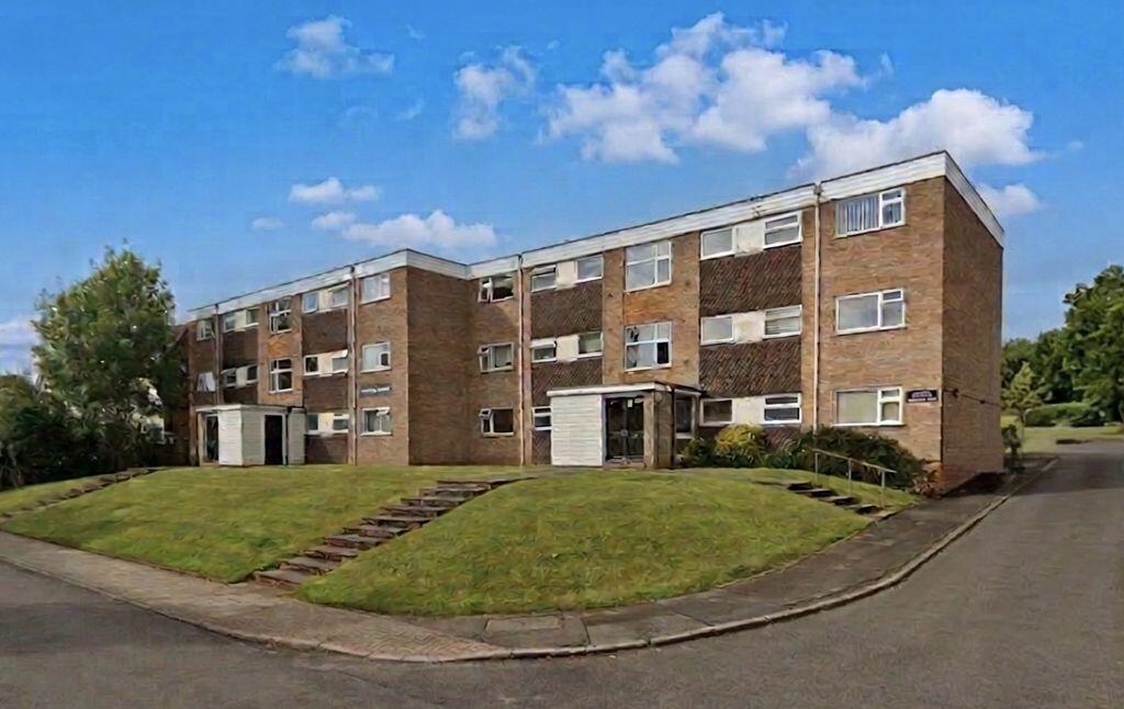 2 bed 1st Floor Flat for rent in Little Aston. From Paul Carr - Streetly