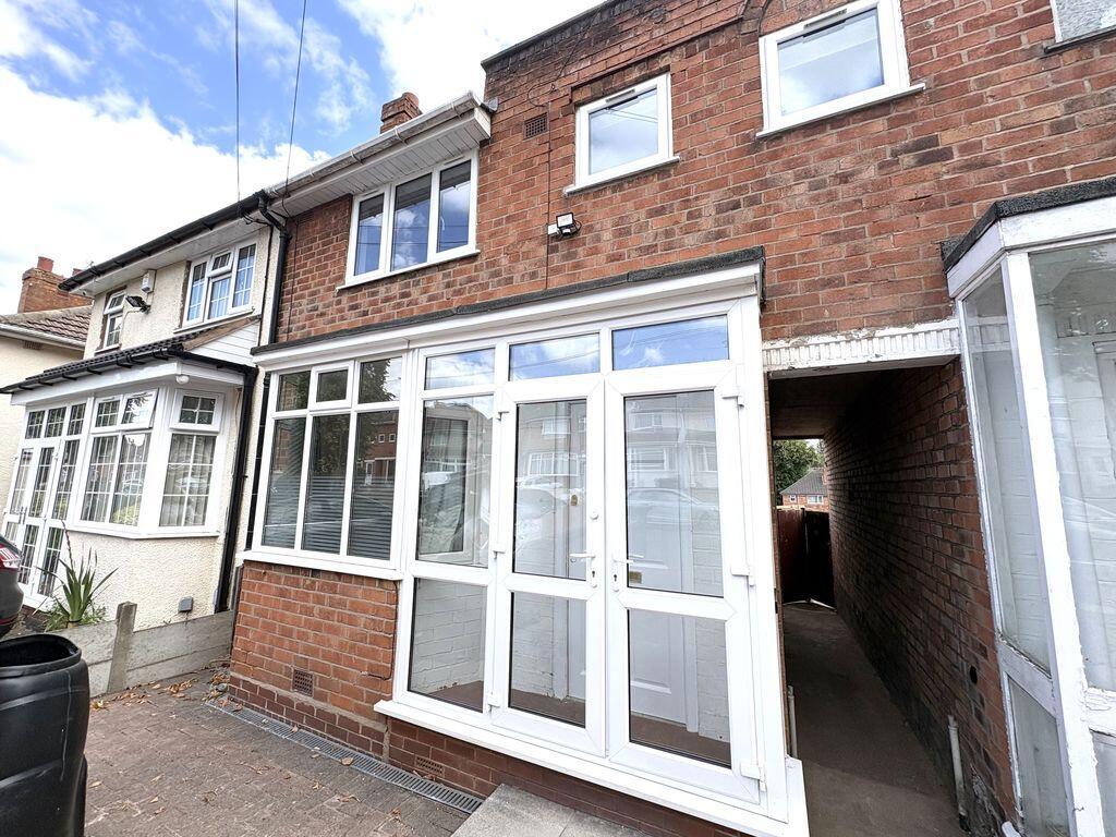 3 bed Mid Terraced House for rent in Pheasey. From Paul Carr - Streetly 3 bed Mid Terraced House for rent in Pheasey. From Paul Carr - Streetly