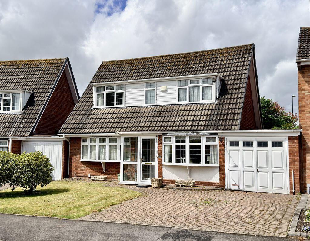 3 bed Detached for rent in Sutton Coldfield. From Paul Carr - Streetly 3 bed Detached for rent in Sutton Coldfield. From Paul Carr - Streetly