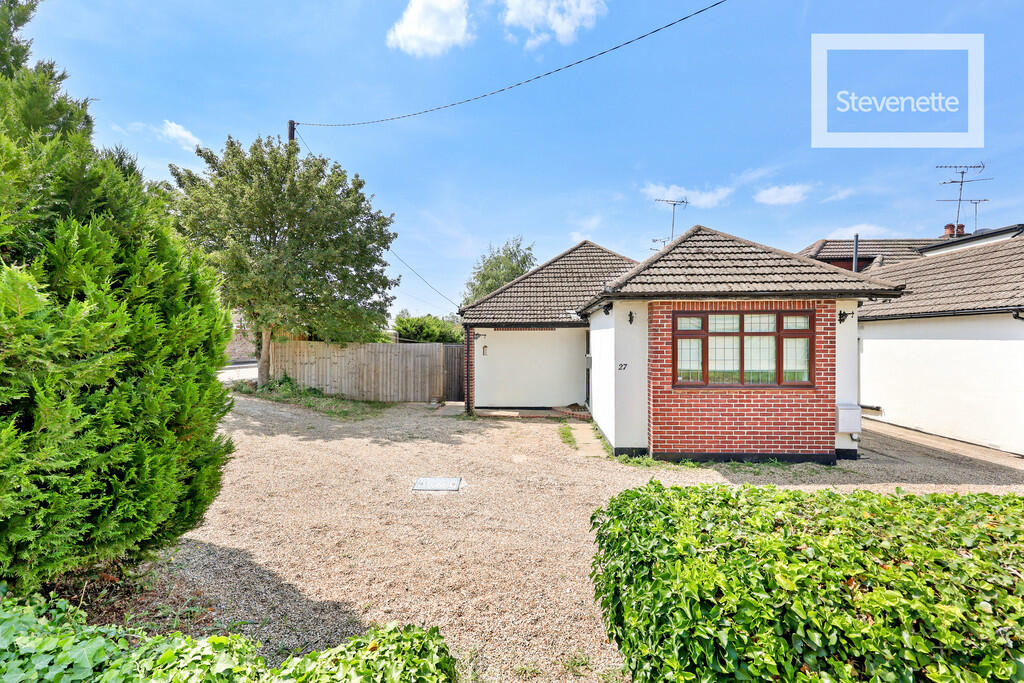 3 bed Detached bungalow for rent in North Weald Bassett. From Stevenette & Company - Epping 3 bed Detached bungalow for rent in North Weald Bassett. From Stevenette & Company - Epping