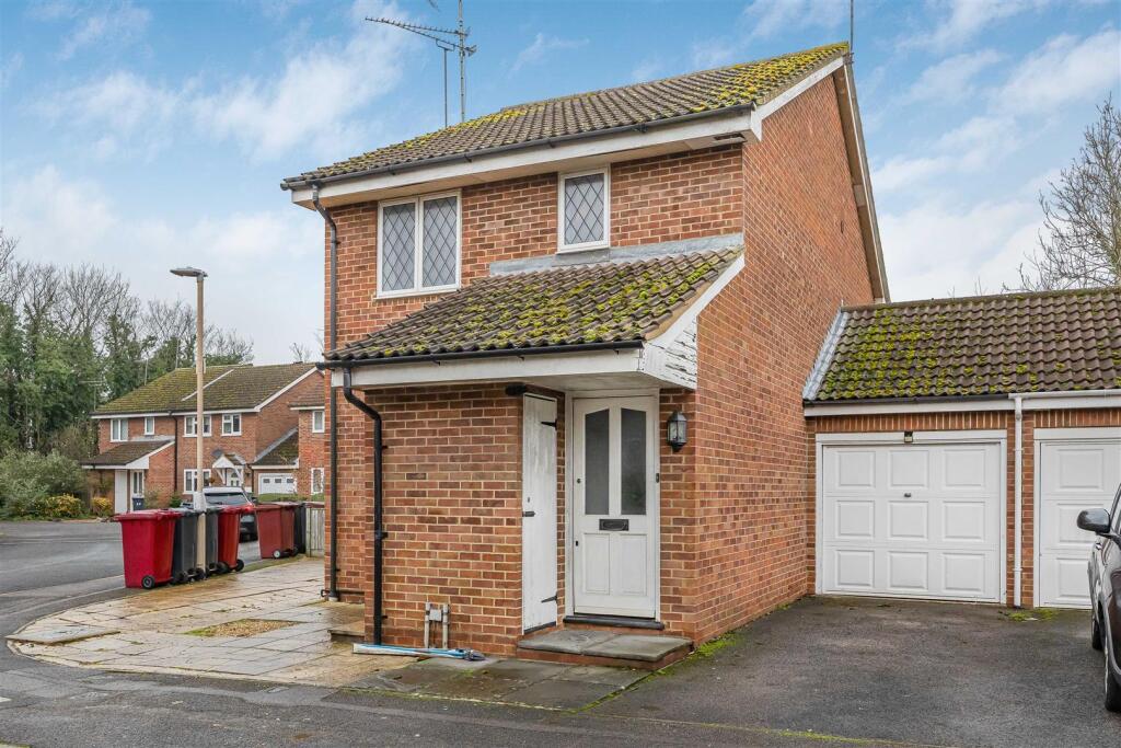 1 bed Annexe for rent in Chalkhouse Green. From Walmsley Estate Agents - Caversham