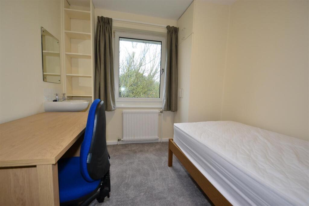 1 bed House Share for rent in Mill End. From Walmsley Estate Agents - Caversham