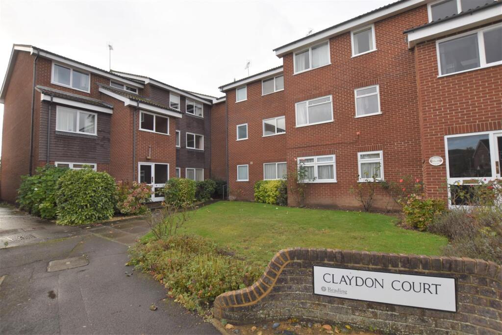 1 bed 1st Floor Flat for rent in Chalkhouse Green. From Walmsley Estate Agents - Caversham