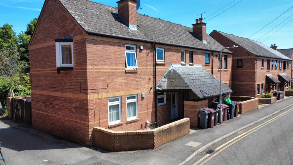1 bed Annexe for rent in Reading. From Walmsley Estate Agents - Caversham 1 bed Annexe for rent in Reading. From Walmsley Estate Agents - Caversham