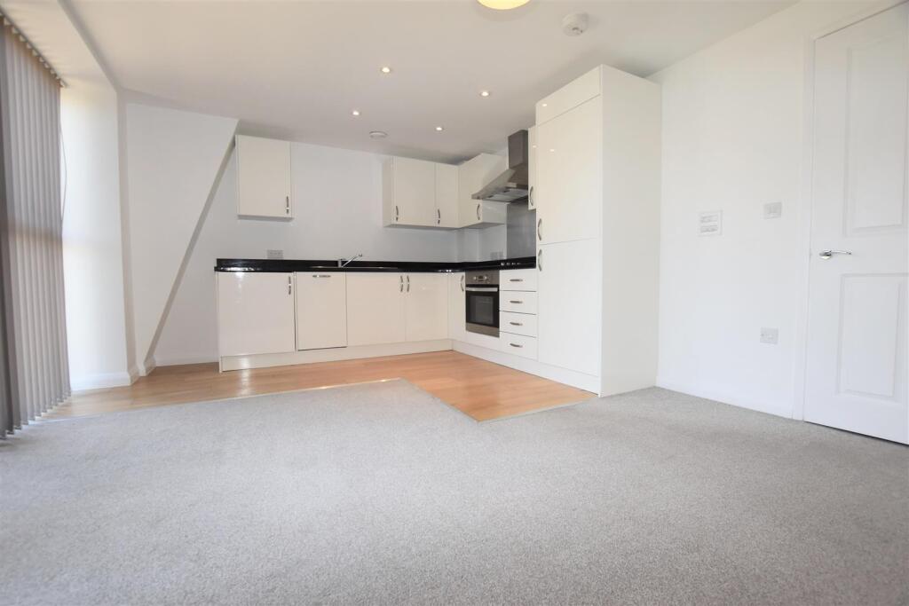 1 bed Apartment for rent in Reading. From Walmsley Estate Agents - Caversham 1 bed Apartment for rent in Reading. From Walmsley Estate Agents - Caversham