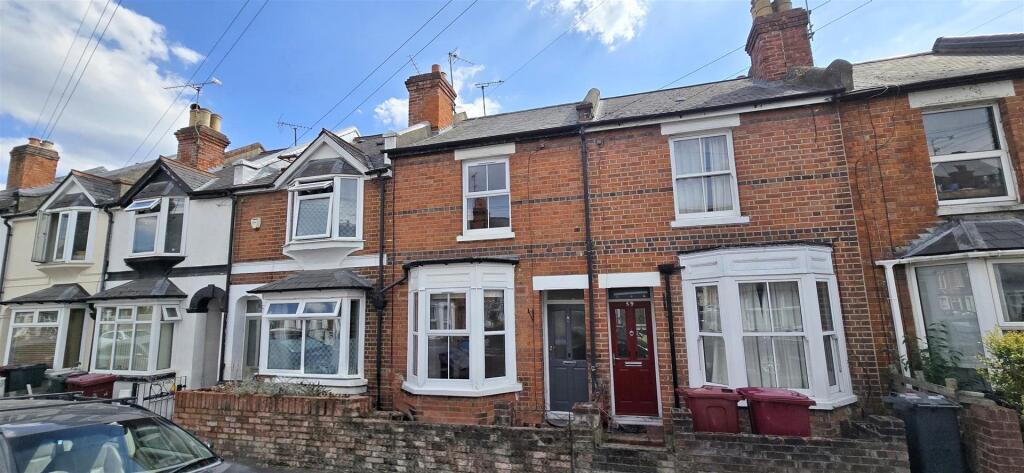 2 bed Mid Terraced House for rent in Reading. From Walmsley Estate Agents - Caversham