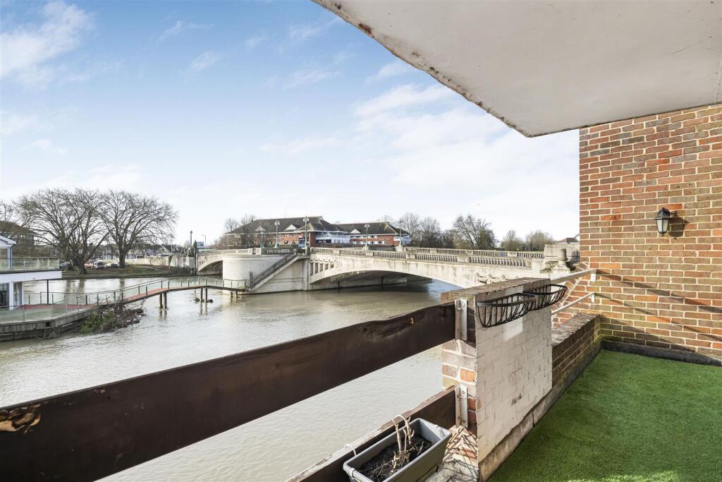 2 bed Apartment for rent in Reading. From Walmsley Estate Agents - Caversham 2 bed Apartment for rent in Reading. From Walmsley Estate Agents - Caversham