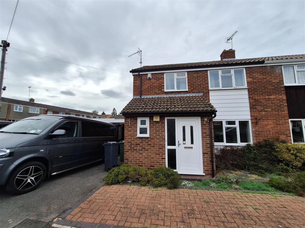 3 bed Semi Detached for rent in Sulham. From Walmsley Estate Agents - Caversham 3 bed Semi Detached for rent in Sulham. From Walmsley Estate Agents - Caversham