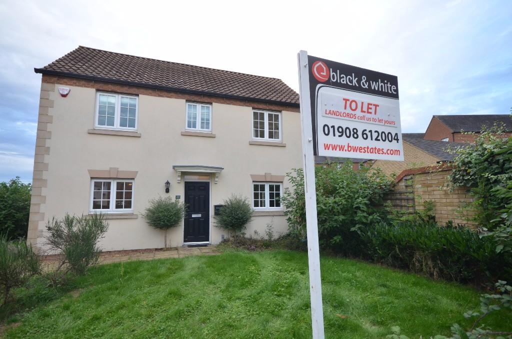 3 bed Link detached for rent in Whaddon. From Black & White - Milton Keynes 3 bed Link detached for rent in Whaddon. From Black & White - Milton Keynes
