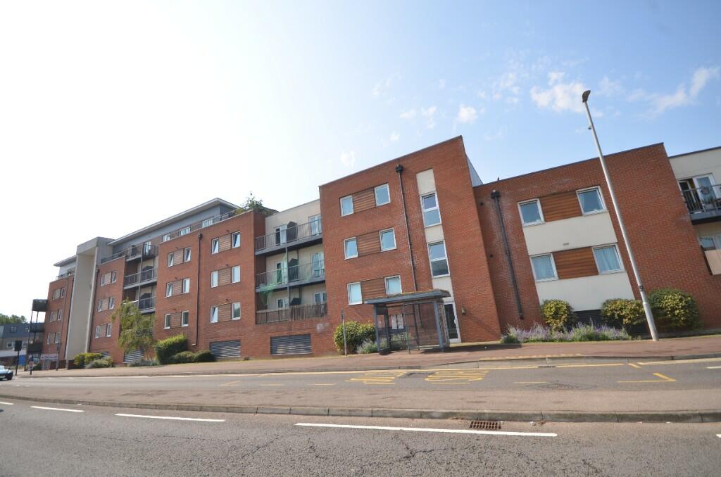 2 bed 1st Floor Flat for rent in Bletchley. From Black & White - Milton Keynes