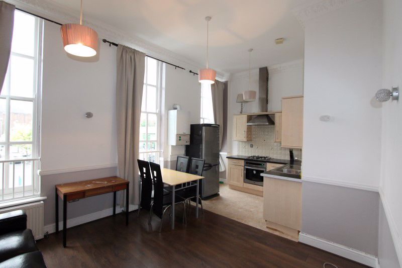 2 bed Flat for rent in London. From Capital Heights