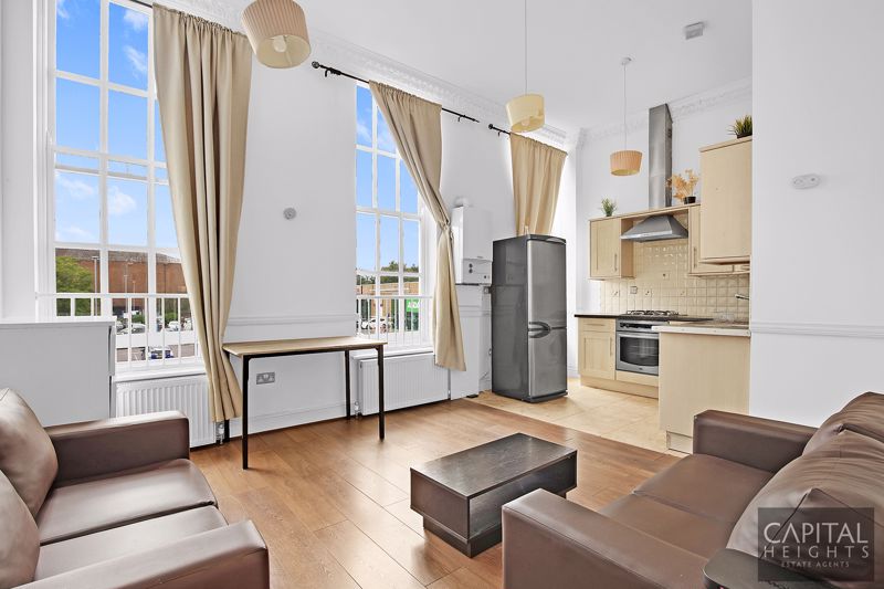 2 bed Upper Floor Flat for rent in London. From Capital Heights
