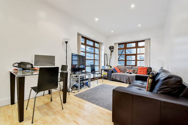 3 bed Flat for rent in London. From Capital Heights