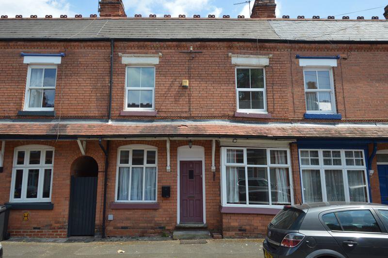 2 bed Mid Terraced House for rent in Major's Green. From Glovers Estate Agents - Kings Heath