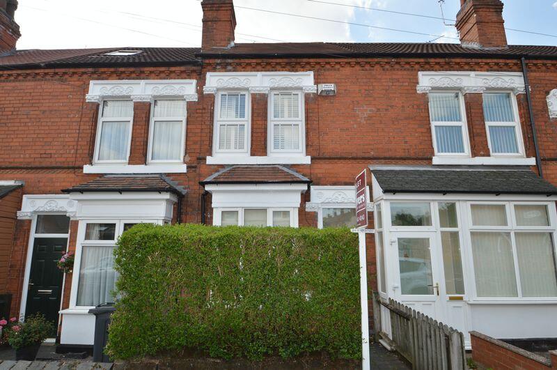 2 bed Mid Terraced House for rent in Bateman's Green. From Glovers Estate Agents - Kings Heath