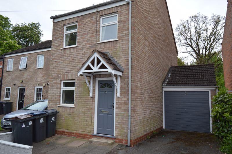 2 bed Detached for rent in Birmingham. From Glovers Estate Agents - Kings Heath