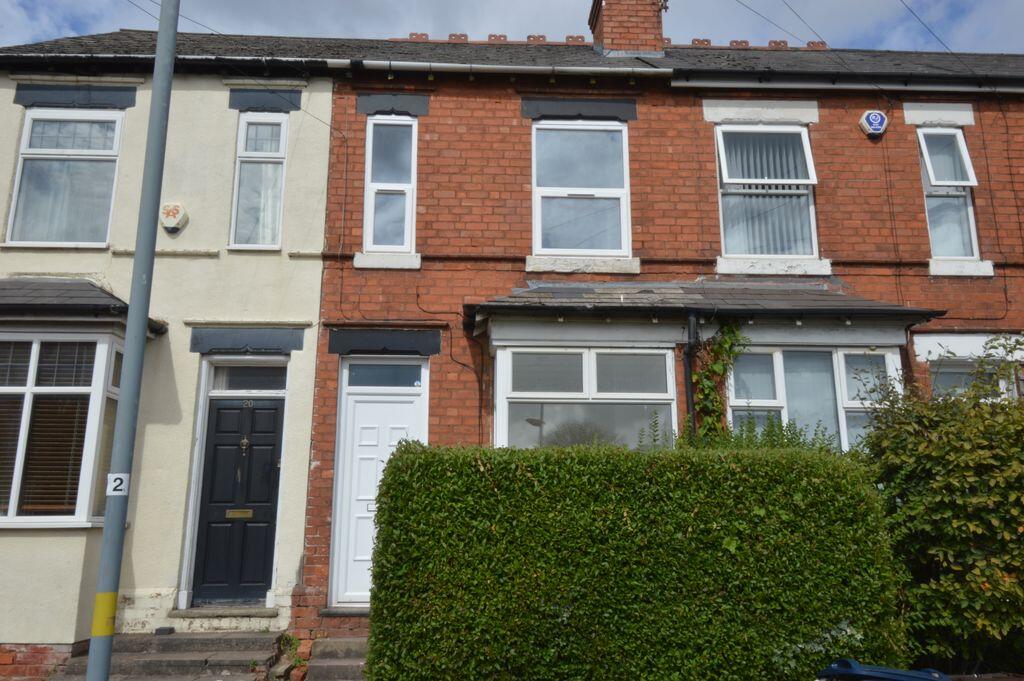 3 bed Detached for rent in Smethwick. From Glovers Estate Agents - Kings Heath