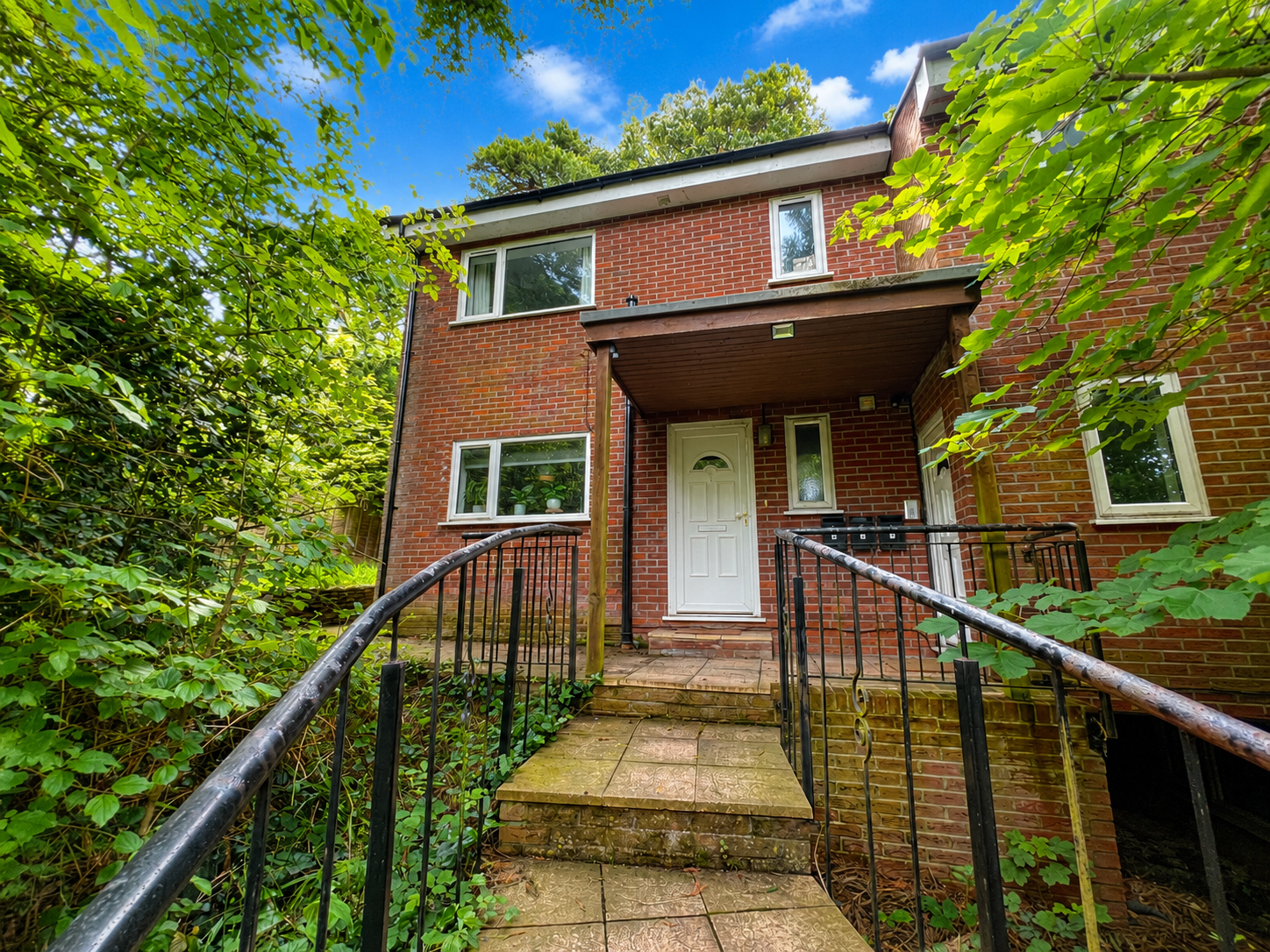 2 bed Flat for rent in Rownhams. From Tenant Link 2 bed Flat for rent in Rownhams. From Tenant Link