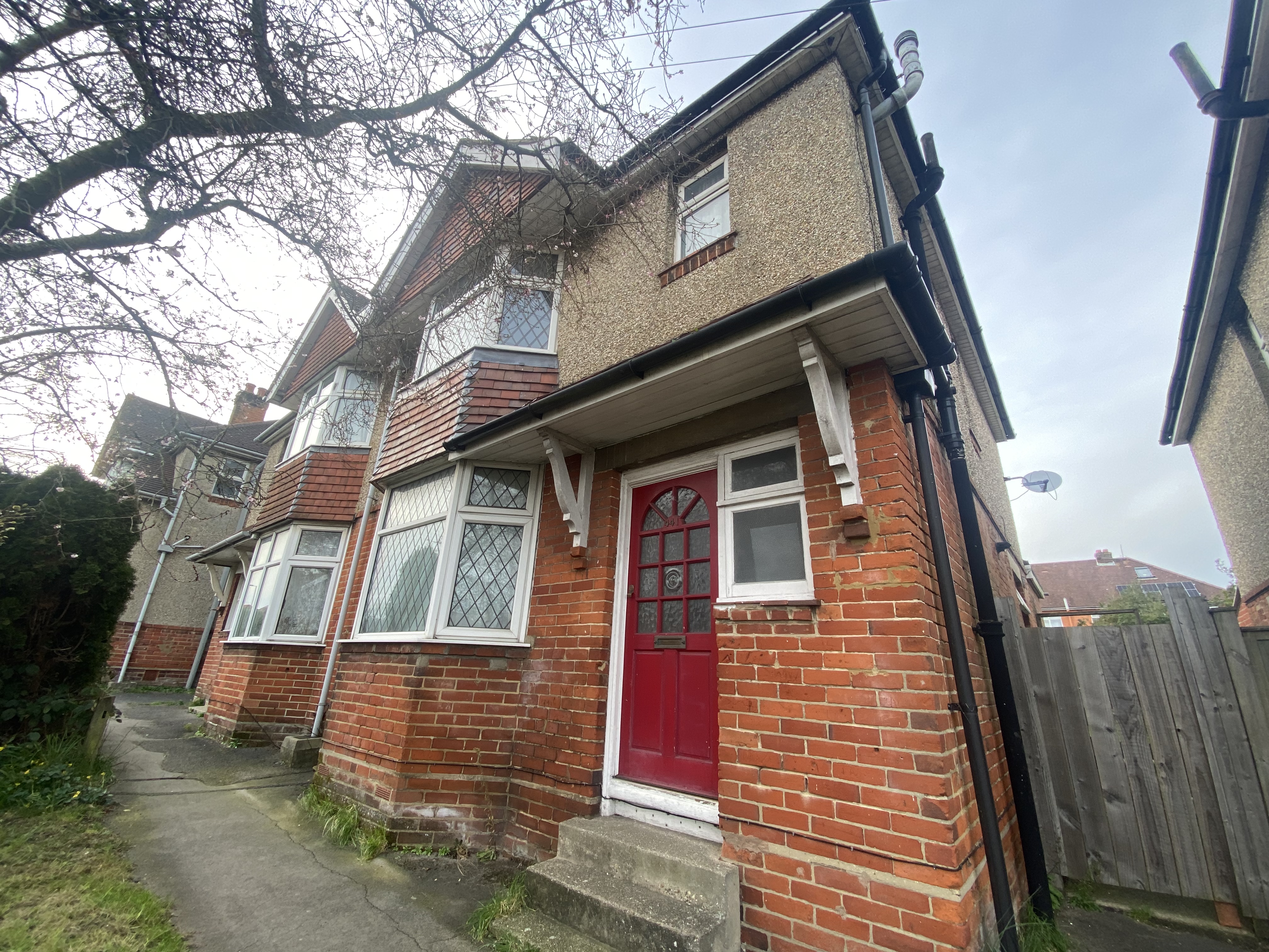 4 bed Semi-Detached for rent in Rownhams. From Tenant Link