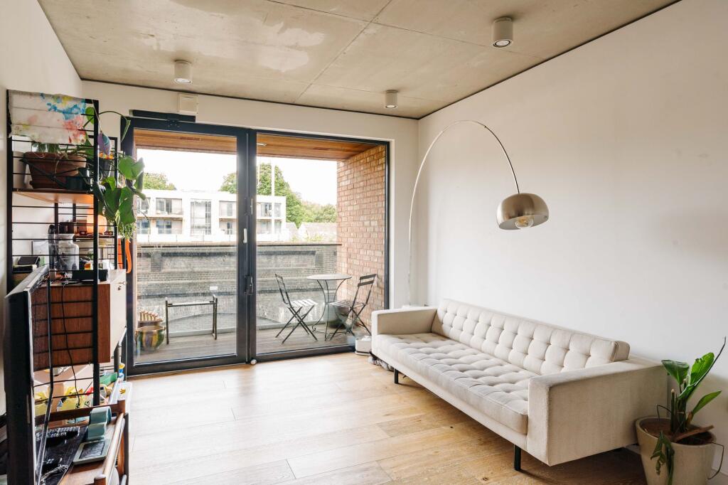 1 bed 1st Floor Flat for rent in Hackney. From Easthaus - London