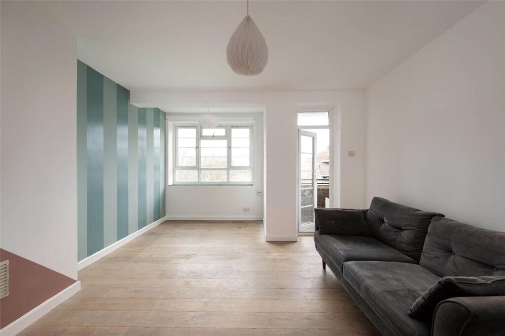 2 bed 1st Floor Flat for rent in Hackney. From Easthaus - London