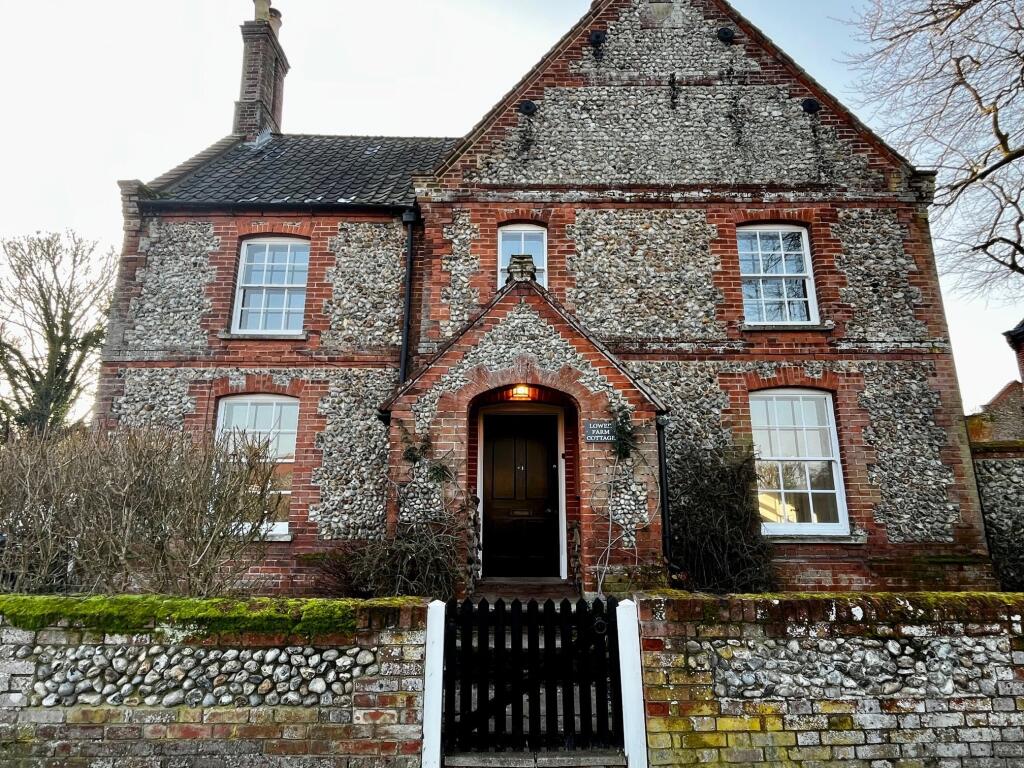 3 bed Chalet type for rent in Great Snoring. From Cruso & Wilkin - Hunstanton