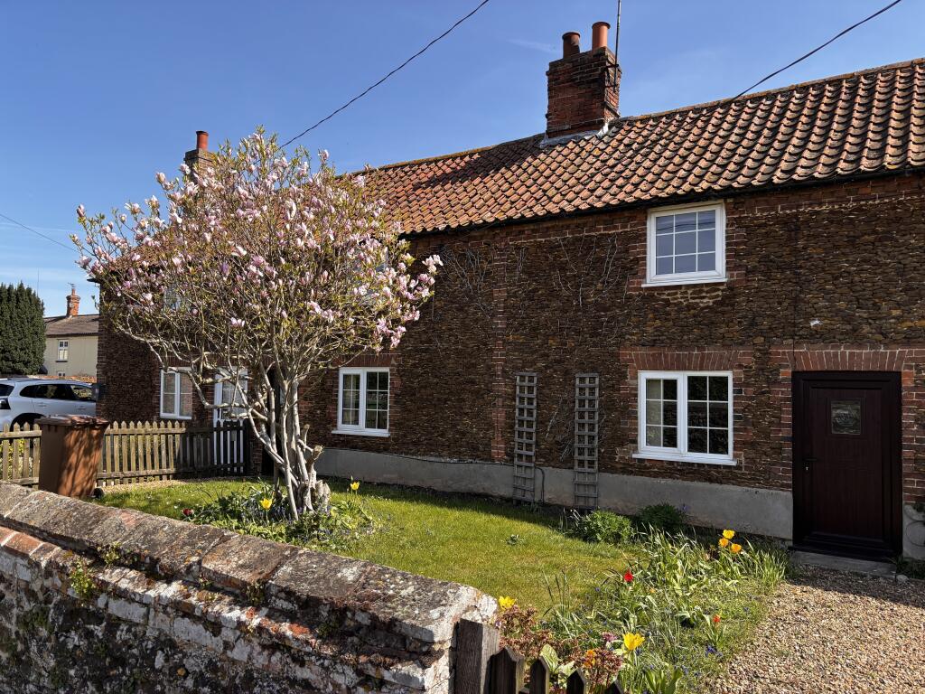 2 bed Mid Terraced House for rent in Grimston. From Cruso & Wilkin - Hunstanton