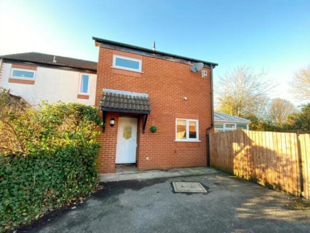 2 bed Semi Detached for rent in Preston. From Easthams & Co - Fulwood 2 bed Semi Detached for rent in Preston. From Easthams & Co - Fulwood