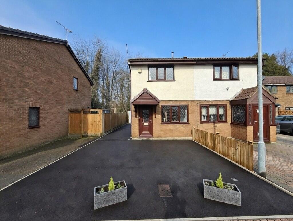 2 bed Semi Detached for rent in Fulwood. From Easthams & Co - Fulwood 2 bed Semi Detached for rent in Fulwood. From Easthams & Co - Fulwood