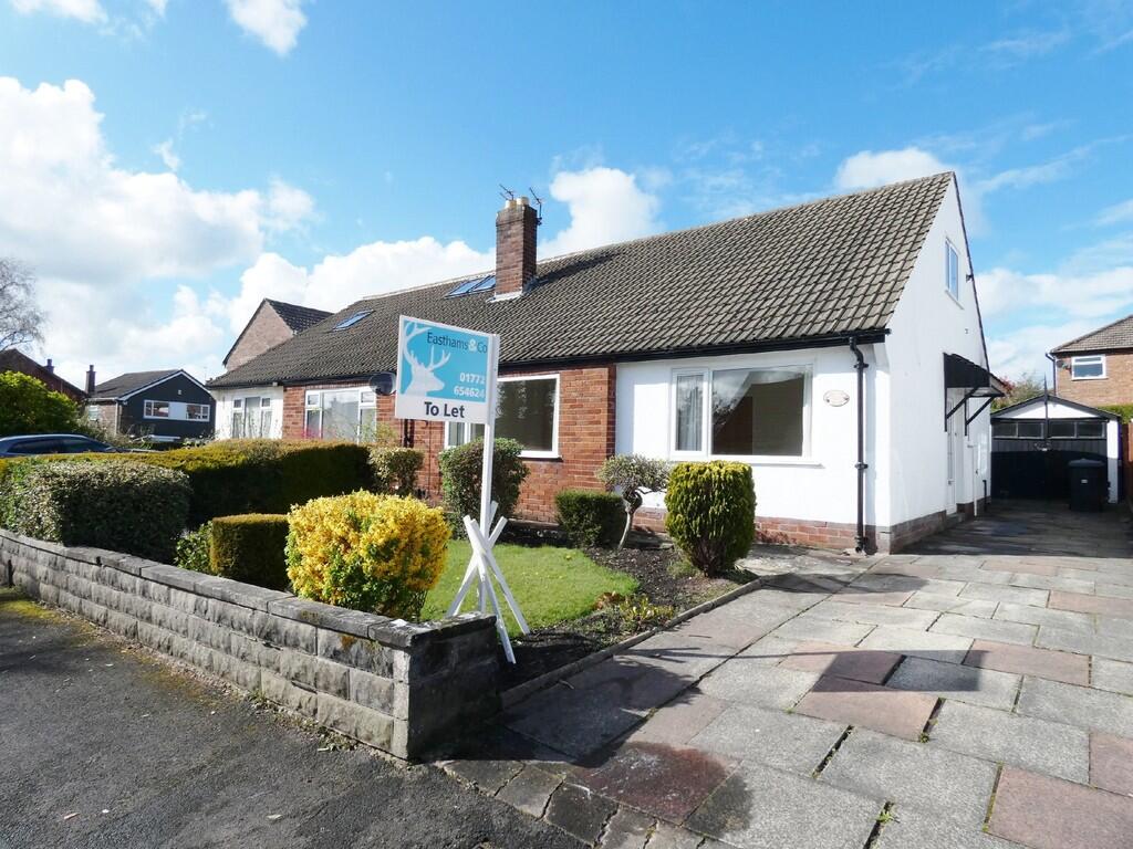 2 bed Semi-detached bungalow for rent in Preston. From Easthams & Co - Fulwood 2 bed Semi-detached bungalow for rent in Preston. From Easthams & Co - Fulwood