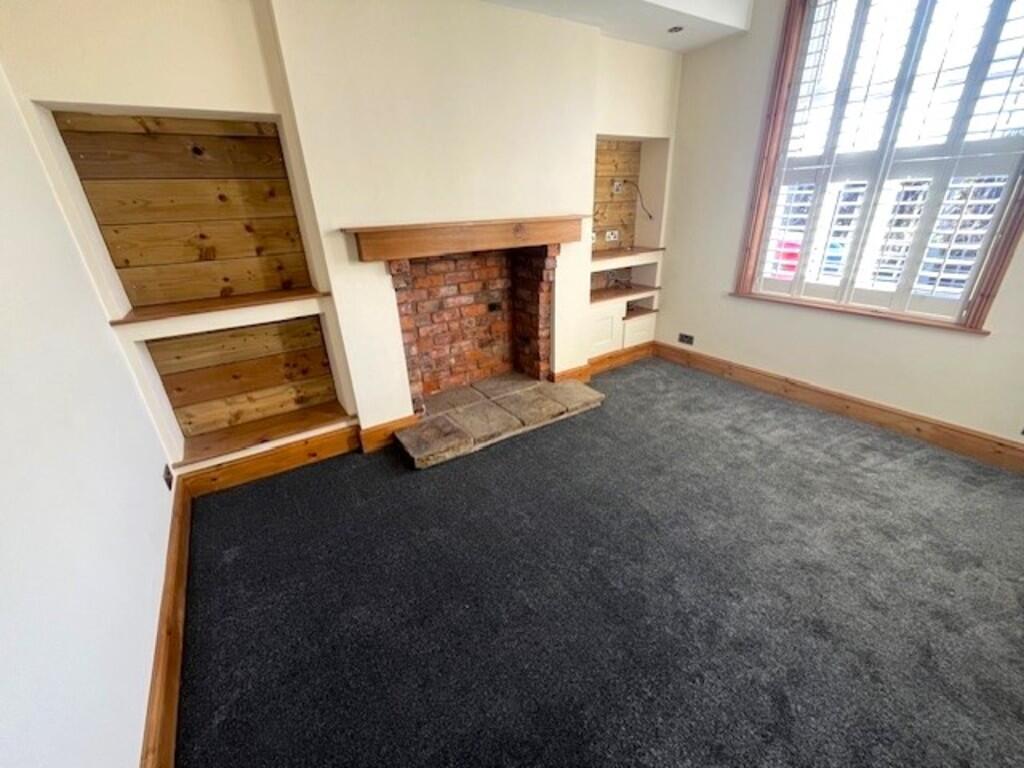 2 bed Mid Terraced House for rent in Preston. From Easthams & Co - Fulwood