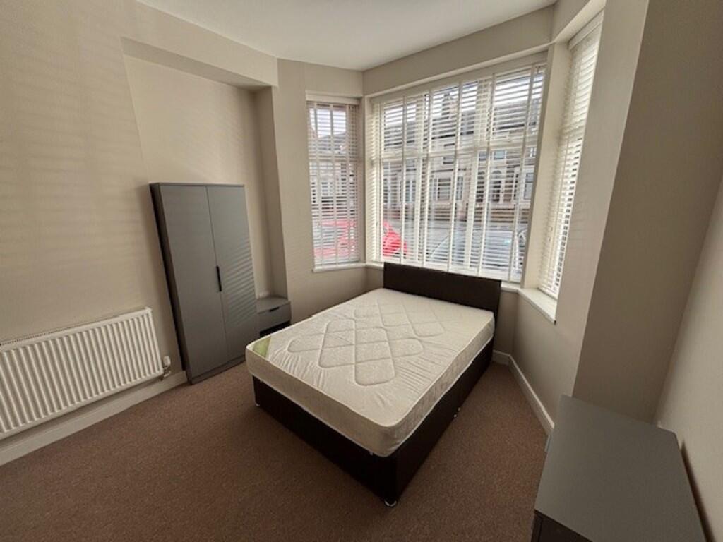 1 bed House Share for rent in Preston. From Easthams & Co - Fulwood
