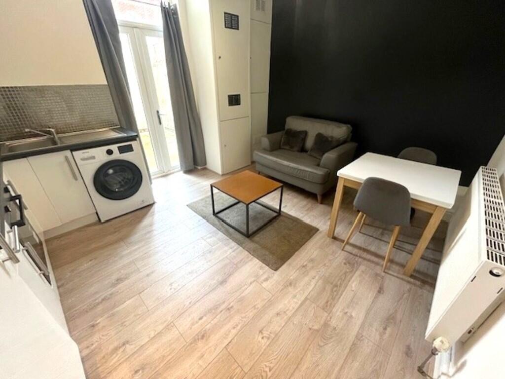 1 bed Apartment for rent in Preston. From Easthams & Co - Fulwood