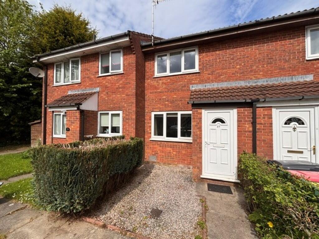 2 bed Mid Terraced House for rent in Fulwood. From Easthams & Co - Fulwood