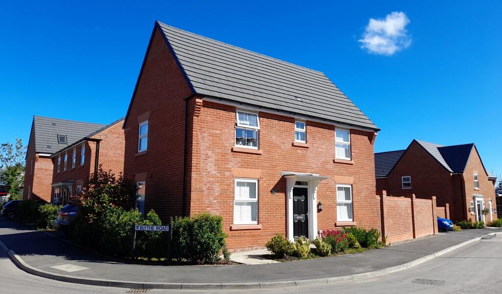 3 bed Detached for rent in Fulwood. From Easthams & Co - Fulwood 3 bed Detached for rent in Fulwood. From Easthams & Co - Fulwood