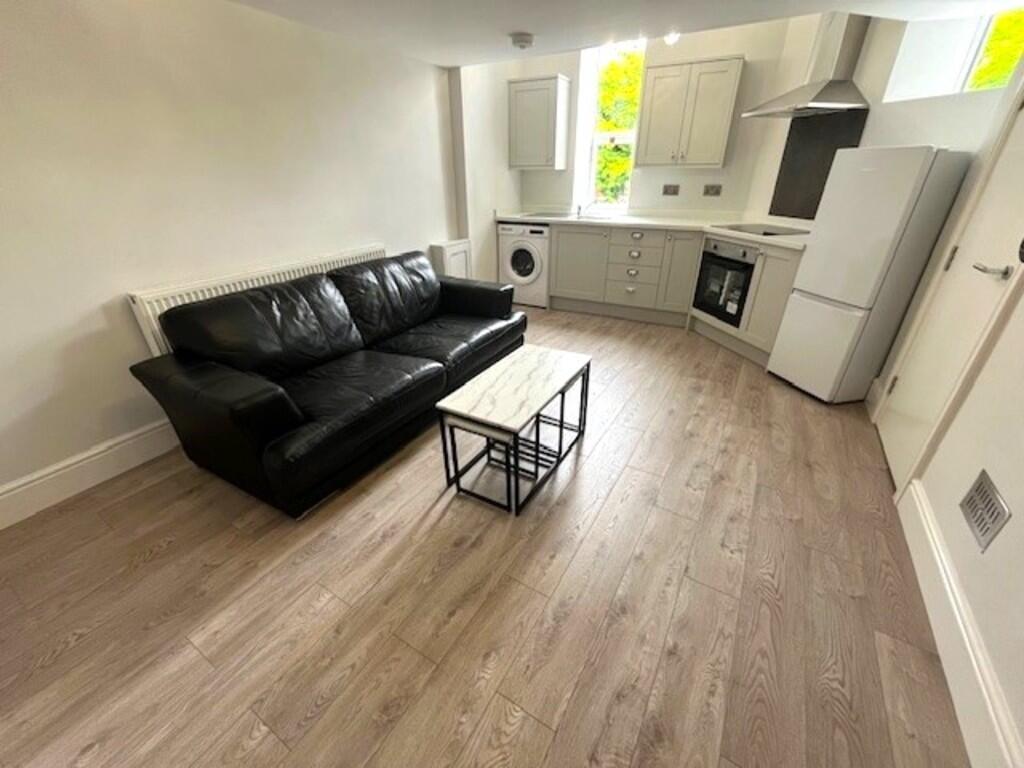 1 bed Apartment for rent in Preston. From Easthams & Co - Fulwood