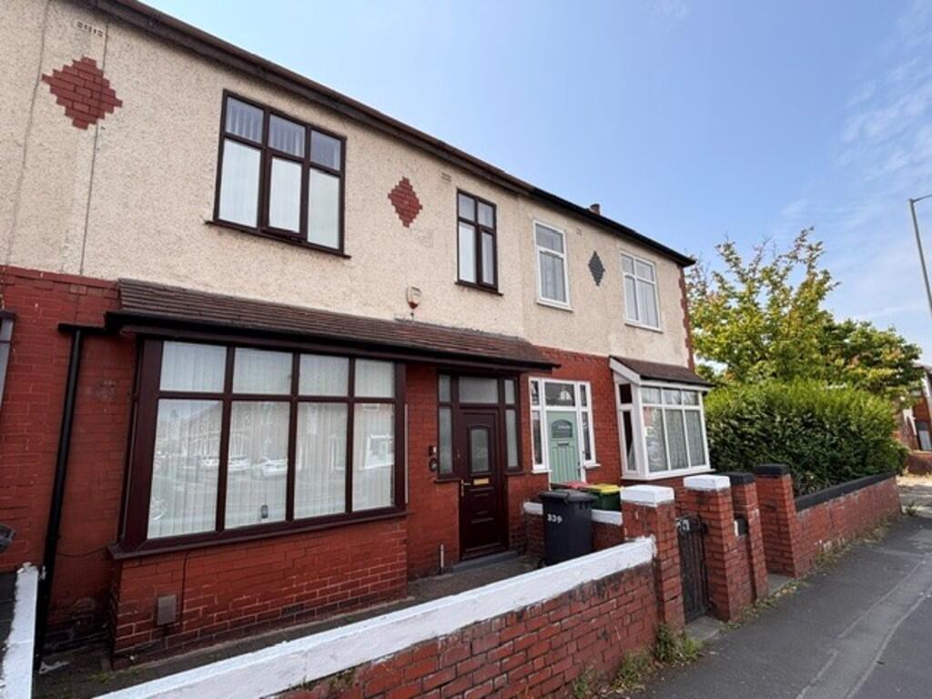 3 bed Mid Terraced House for rent in Preston. From Easthams & Co - Fulwood