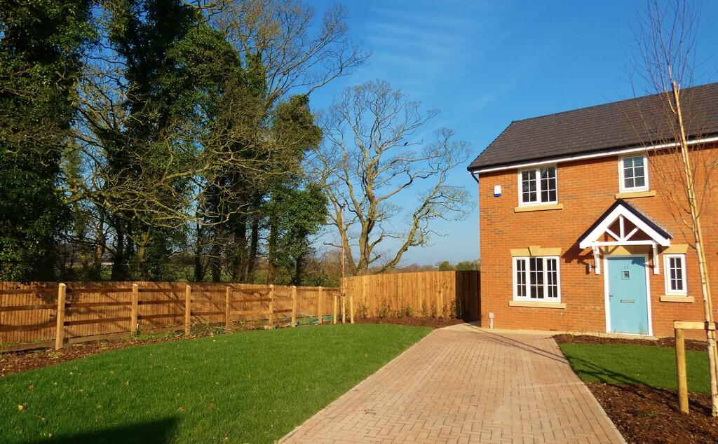 3 bed Semi Detached for rent in Wrea Green. From Easthams & Co - Fulwood 3 bed Semi Detached for rent in Wrea Green. From Easthams & Co - Fulwood