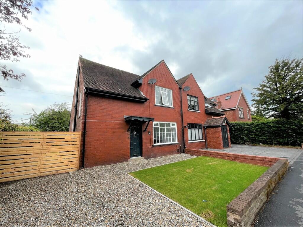 3 bed Semi Detached for rent in Lower Penwortham. From Easthams & Co - Fulwood 3 bed Semi Detached for rent in Lower Penwortham. From Easthams & Co - Fulwood