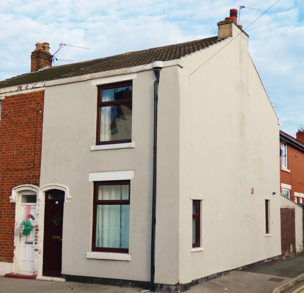 2 bed Semi Detached for rent in Kirkham. From Easthams & Co - Fulwood 2 bed Semi Detached for rent in Kirkham. From Easthams & Co - Fulwood