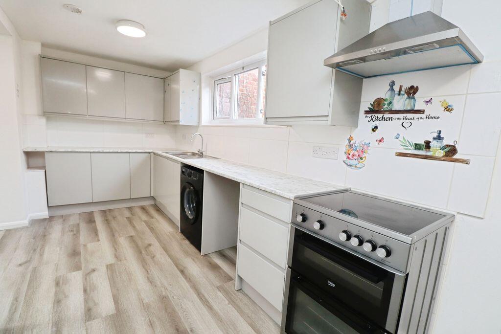 2 bed 1st Floor Flat for rent in Brightlingsea. From Town & Country Residential - Brightlingsea