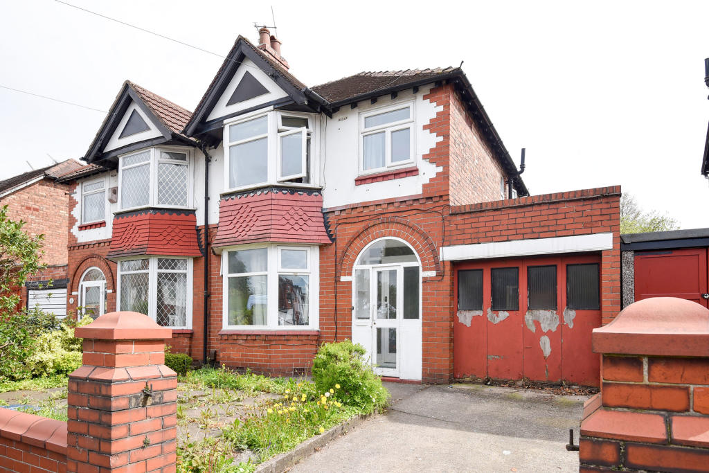 4 bed Semi-Detached House for rent in Manchester. From Leaders - Fallowfield
